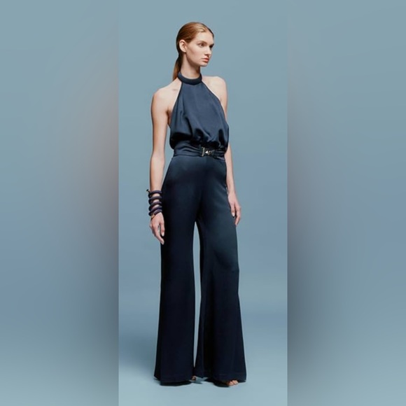 Luxurious [$1800] Silvia Tcherassi 2 pc suit in green. 
Size 6 - Picture 1 of 17